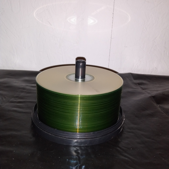 Clear Plastic CD/DVD Spindle Case With CDs - Picture 3 of 4